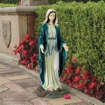 Blessed Virgin Mary Outdoor Garden Statue